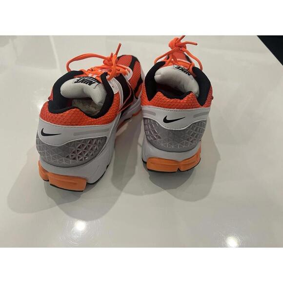 Nike Zoom Vomero 5 Orange Black White FB9149-800 Men\'s Shoes NEW Size 9 main image 5
